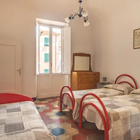 Rivierarent Casa Iolanda Апартаменты Финале Лигуре